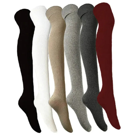 Chaussettes hautes côtelées pour femme – cosy