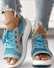 Sandales Glamour Dentelle avec Découpes Contrastantes pour Femme